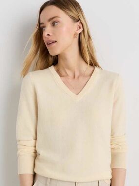 Mongolian cashmere sweater